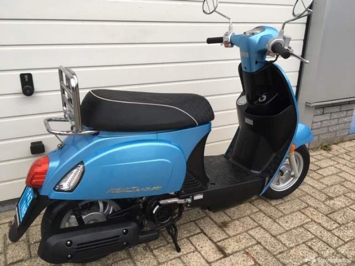 Kymco Sento Blauw