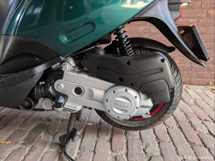 Piaggio Zip groen