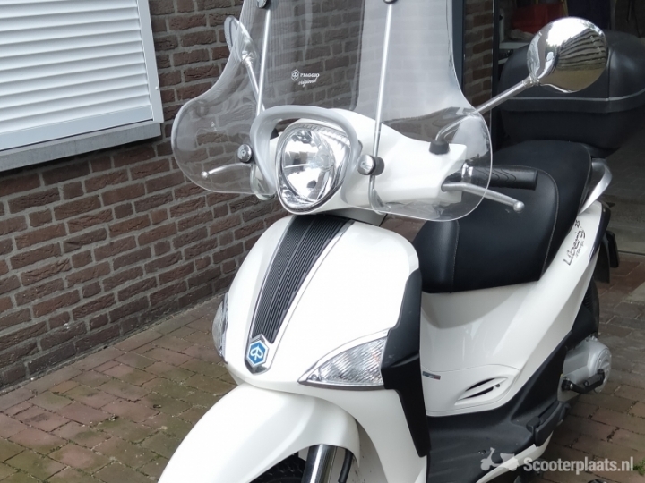 Piaggio Liberty wit