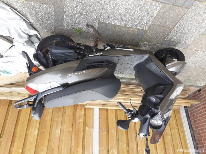 Kymco Dink zilver