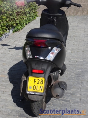 Piaggio Zip 