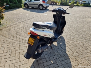 Kymco Agility wit