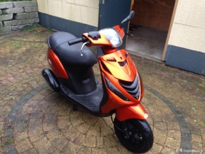 Piaggio Zip oranje